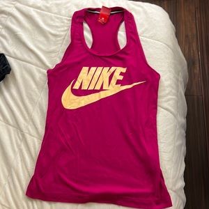 **Moving! EVERYTHING OBO** Nike tank top